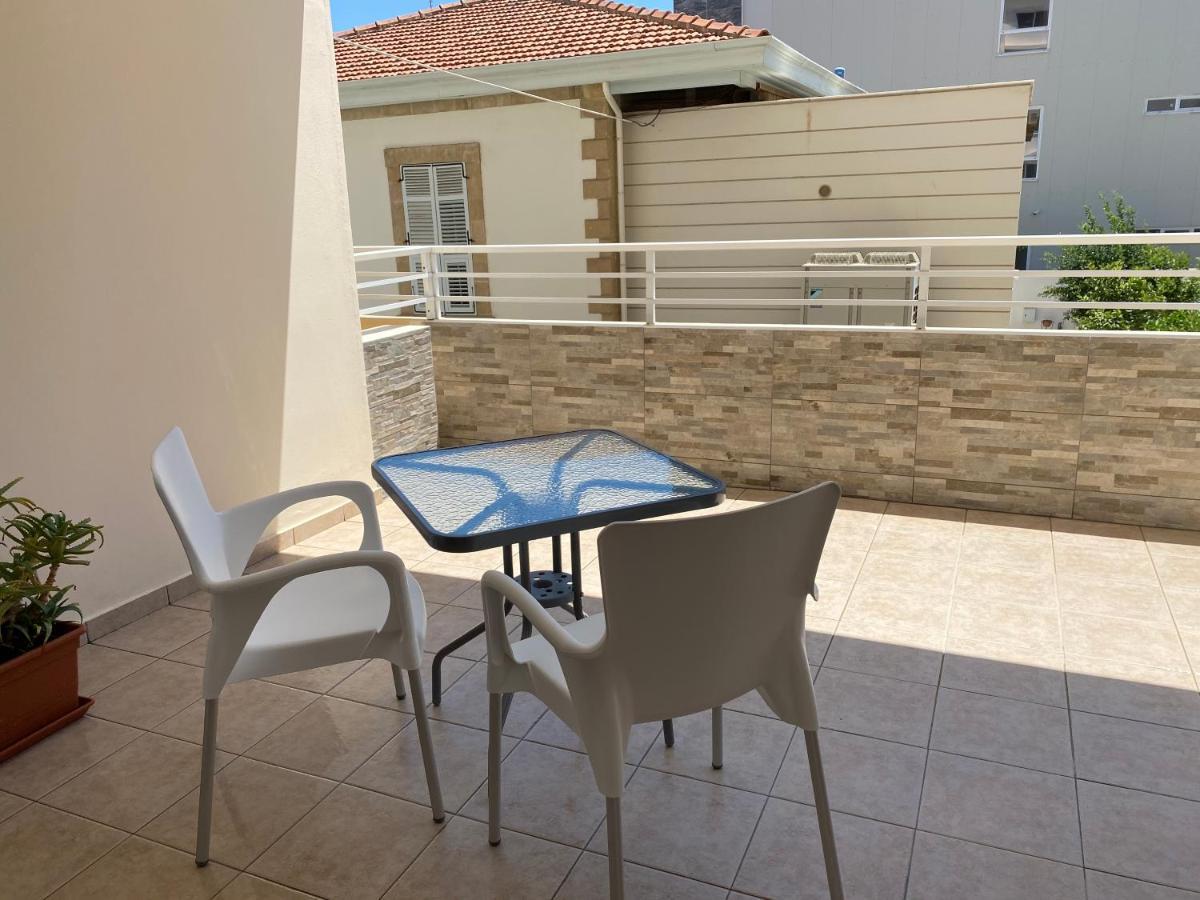 Holiday City Center Larnaca Exterior photo